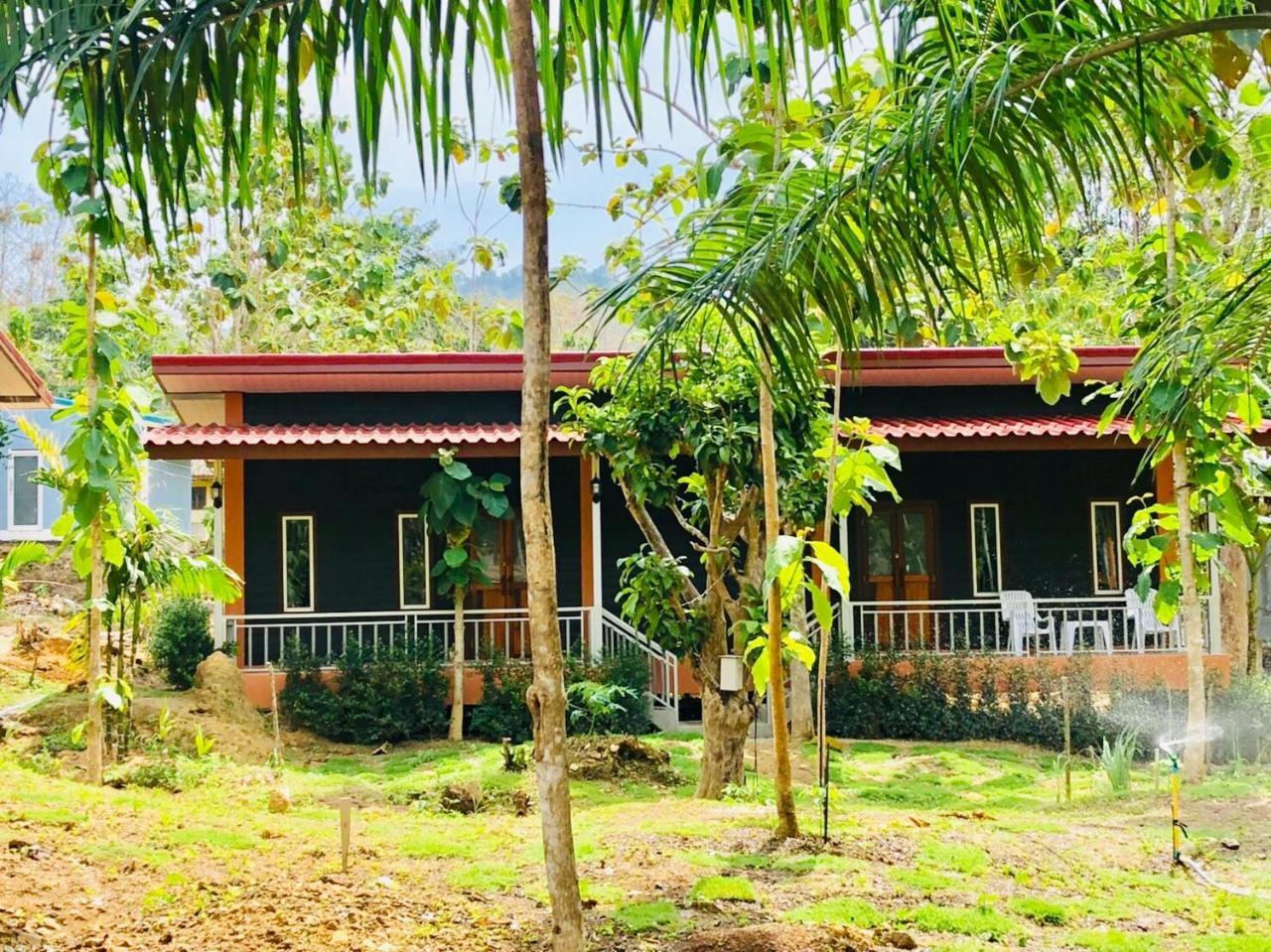 Khum Maikaew Resort Koh Lanta Exterior photo